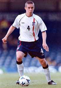 Fulham midfielder star Sean Davis